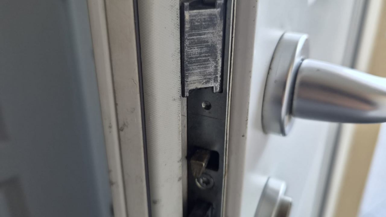 Remplacement Serrure Porte d'Entrée à Cormoranche | SG Serrurerie