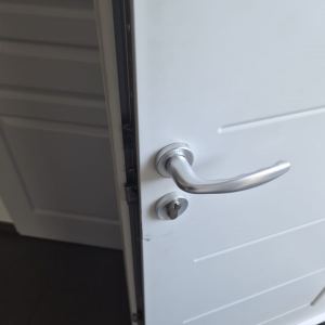 Remplacement Serrure Porte d'Entrée à Cormoranche | SG Serrurerie
