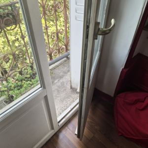 Remplacement Crémone Porte-Fenêtre Lyon | SG Serrurerie